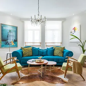 Charming Retreat In The Heart Of Apartment Split